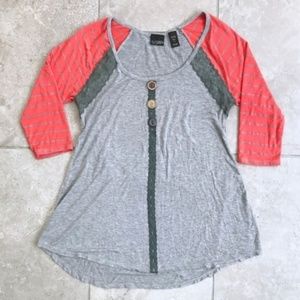 Anthropologie Daytrip gray + coral top